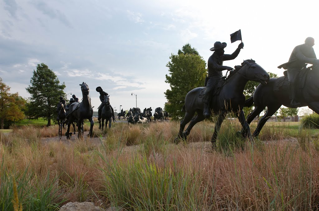 Oklahoma Land Run Monument, Шавни