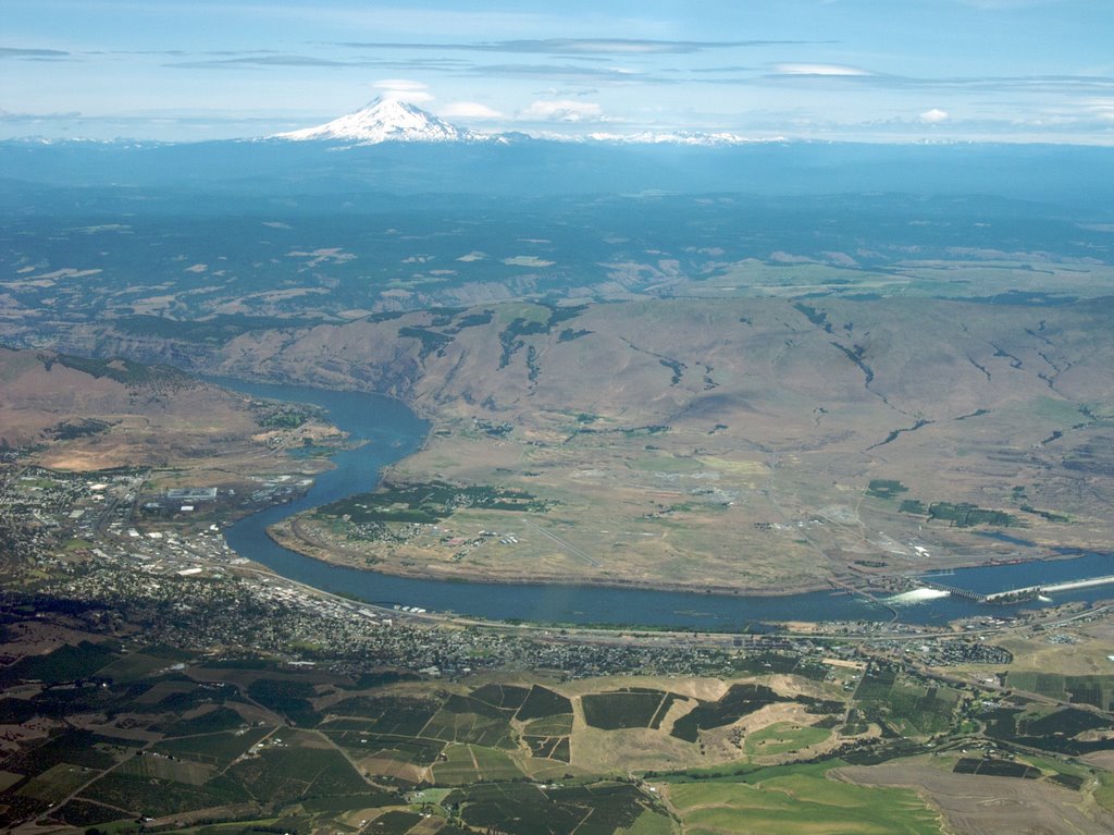 The Dalles, Oregon (looking north to Googleville), Даллес