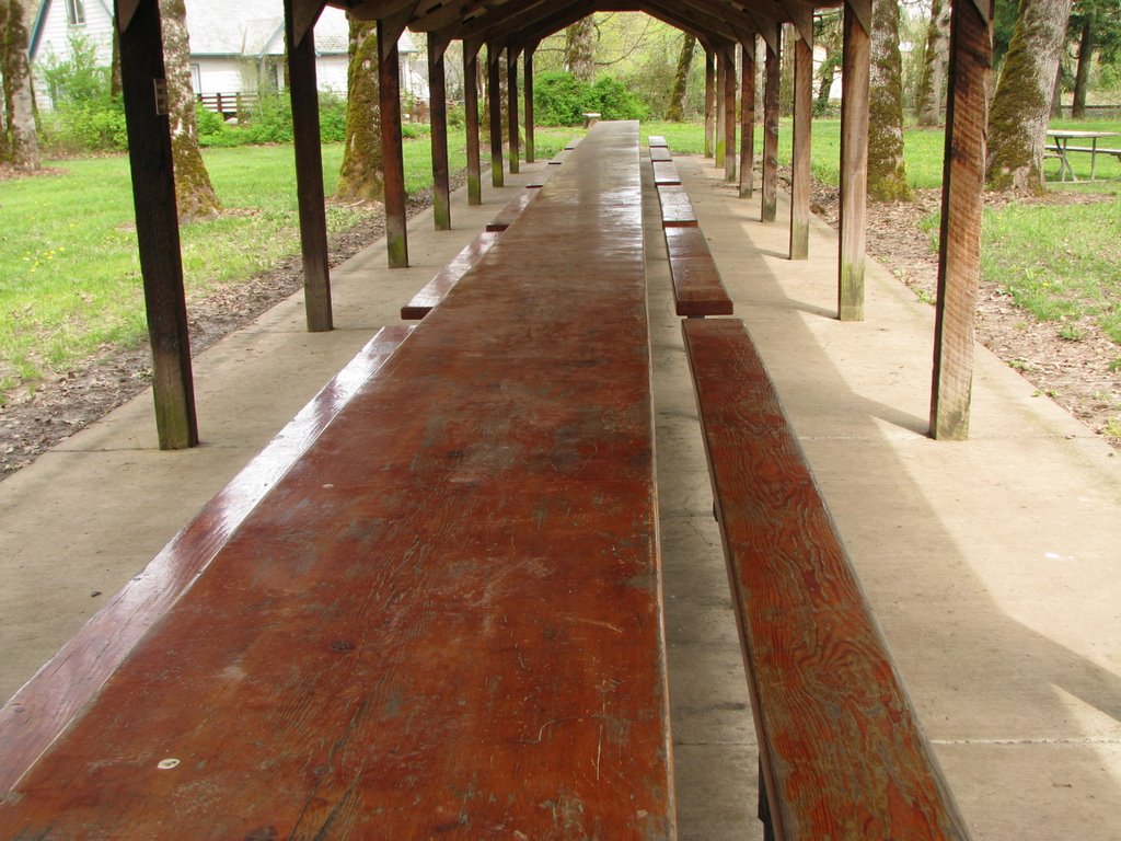 Long wood table!, Корваллис