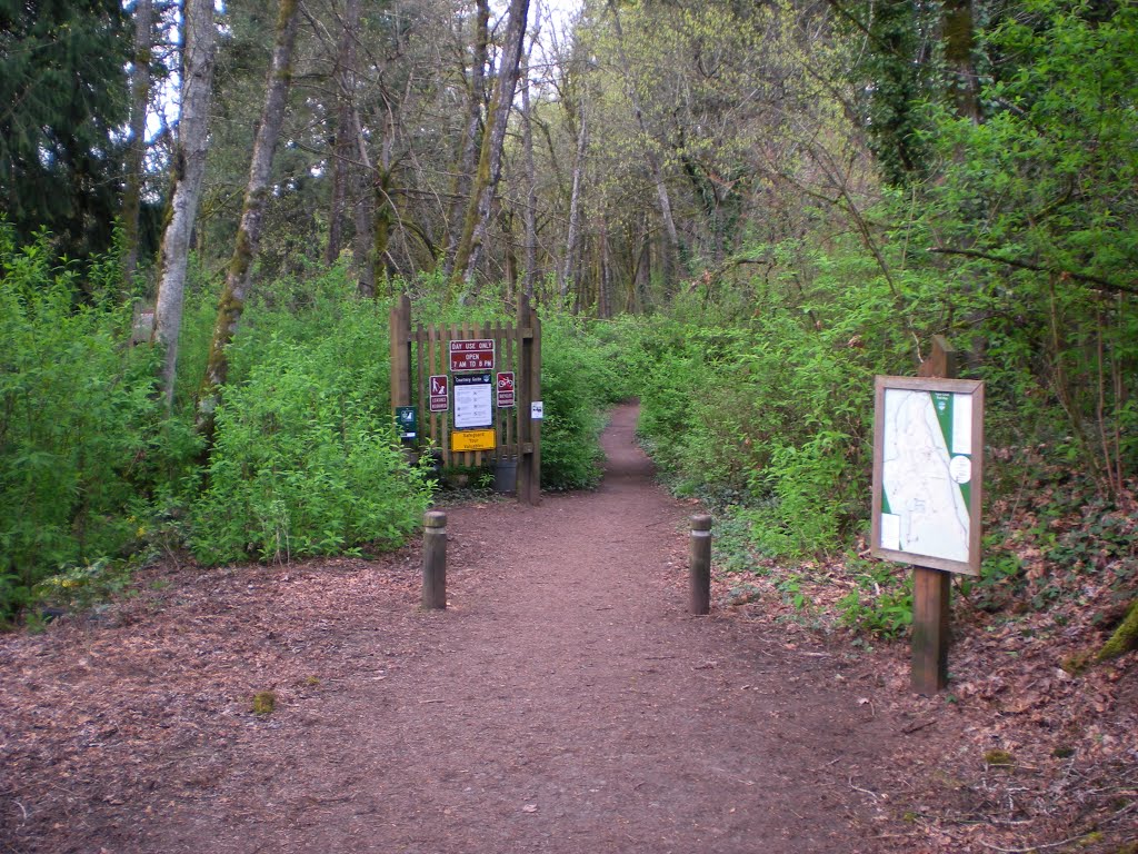 Tryon Creek Park, Iron Mountain Trail trailhead, Лейк-Освего