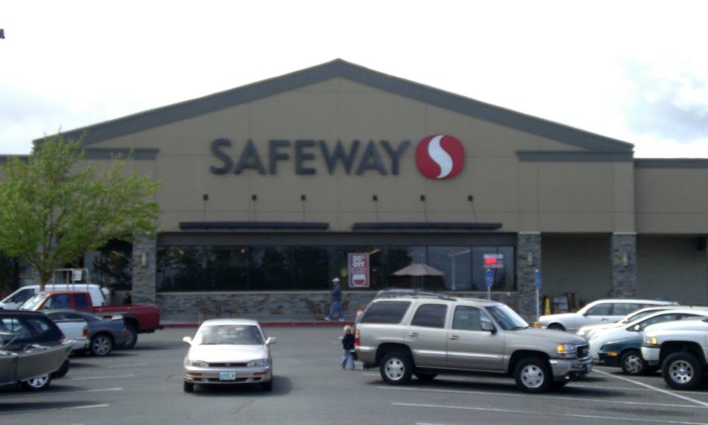 Safeway at Medford Center, Медфорд