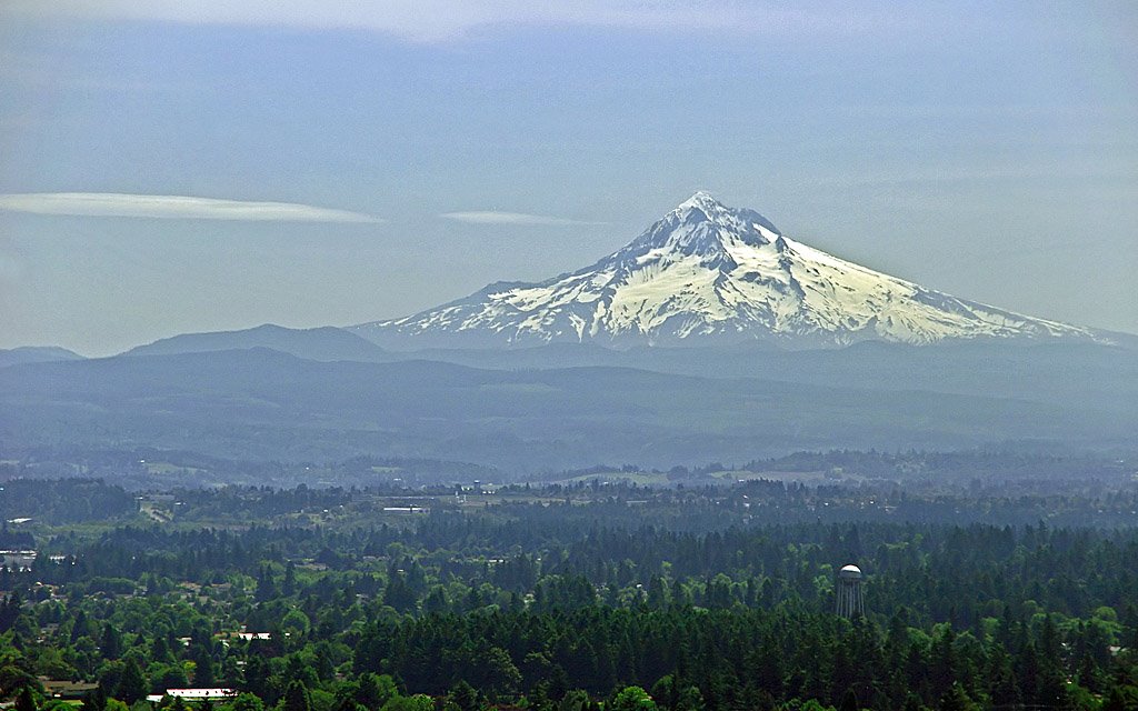 Mount Hood from Rocky Butte State Park, Portland, Oregon, Паркрос