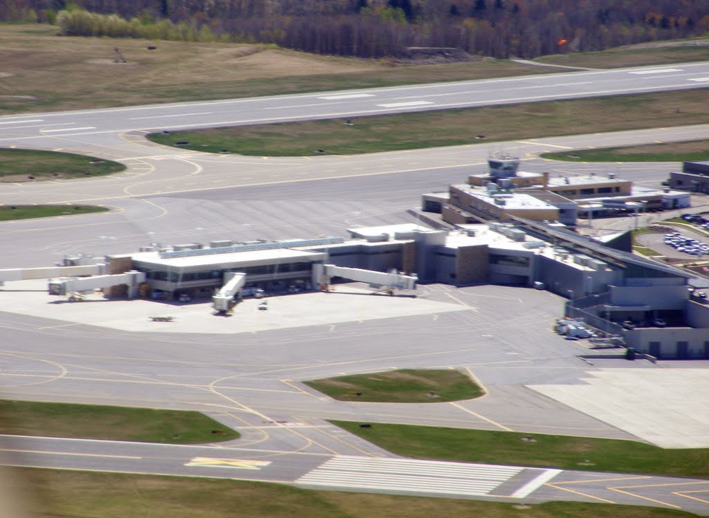 Wilkes-Barre/Scranton International Airport (AVP/KAVP) Passenger Terminal, Авока