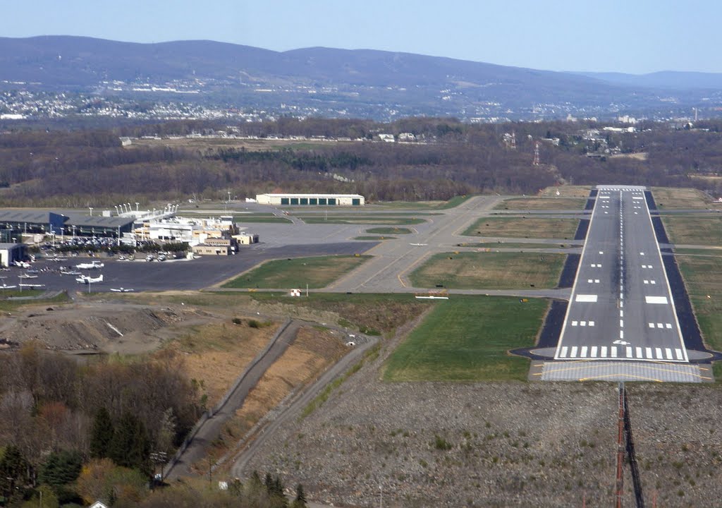 Final Approach to to Wilkes-Barre/Scranton International Airport (AVP/KAVP), Авока