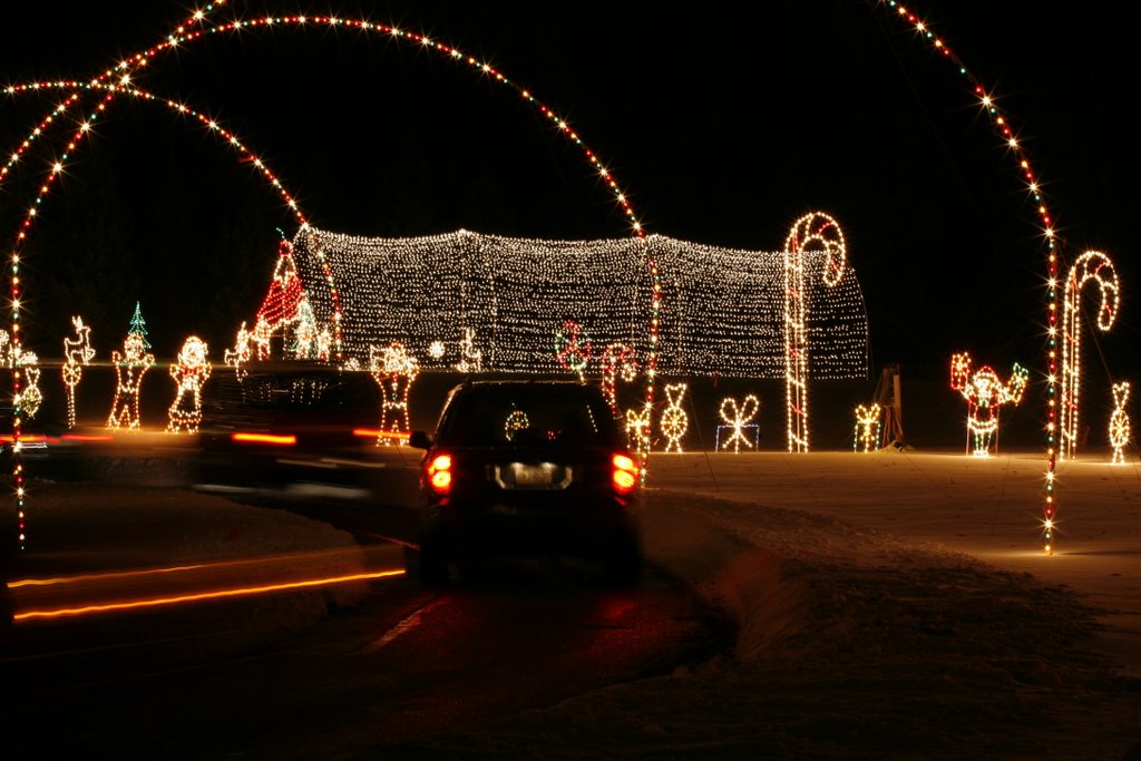 Allentown, Pa.s Lights in the Parkway drive-thru holiday light show, Аллентаун