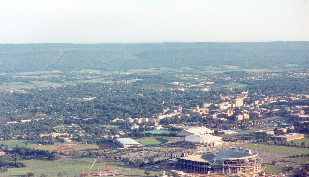 Penn State and State College, Аппер-Сант-Клер