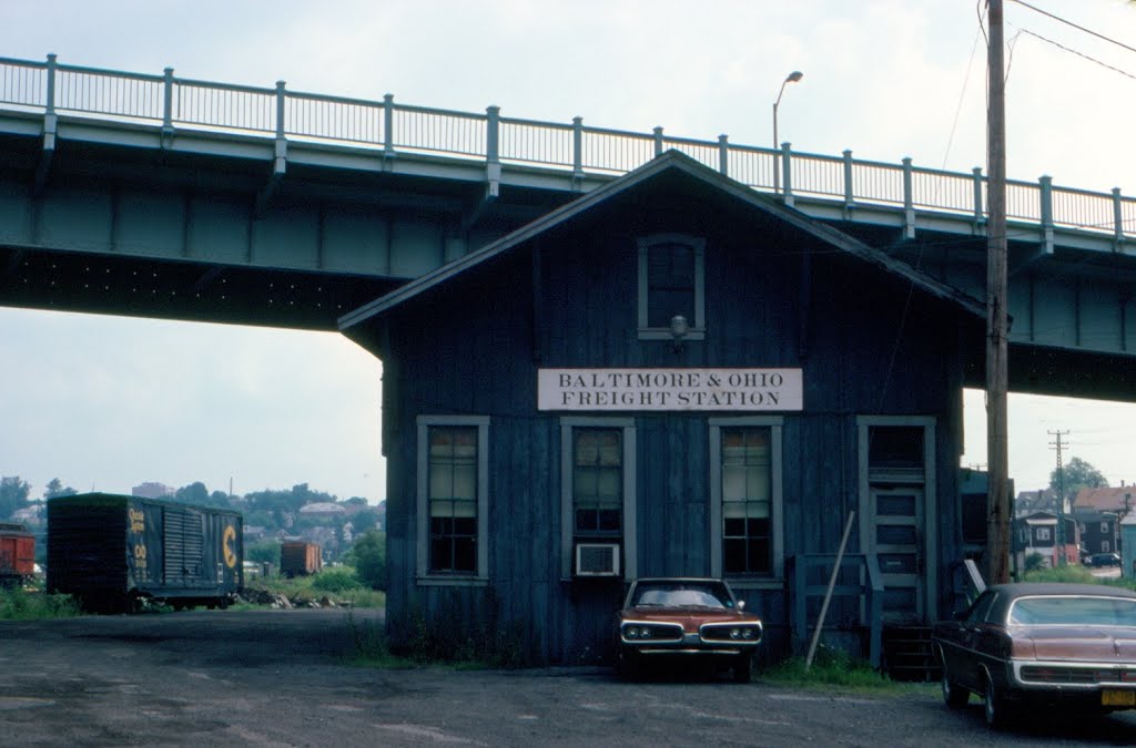 Baltimore and Ohio Railroad Freight Station at Butler, PA, Батлер