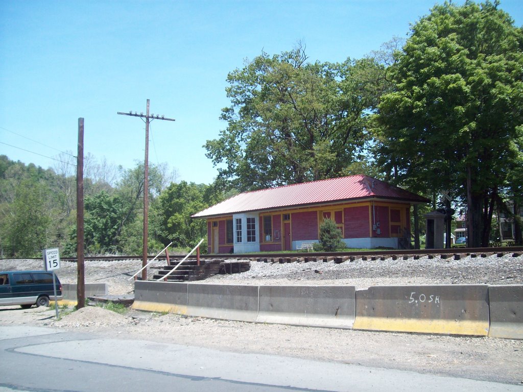 Hollsopple Rail Depot - Hollsopple Historical Society, Бенсон