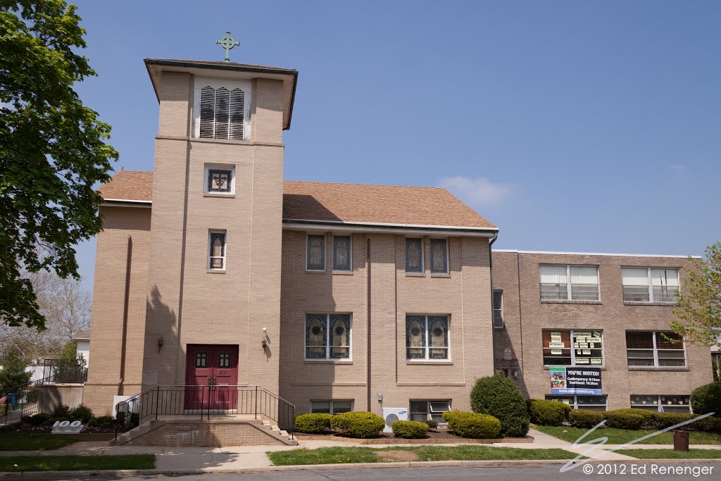 Calvary United Methodist‎ Church - Wyomissing, Вайомиссинг