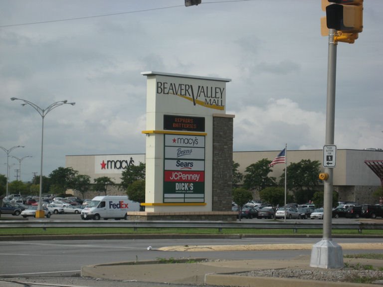 Beaver Valley Mall entrance, Ванпорт