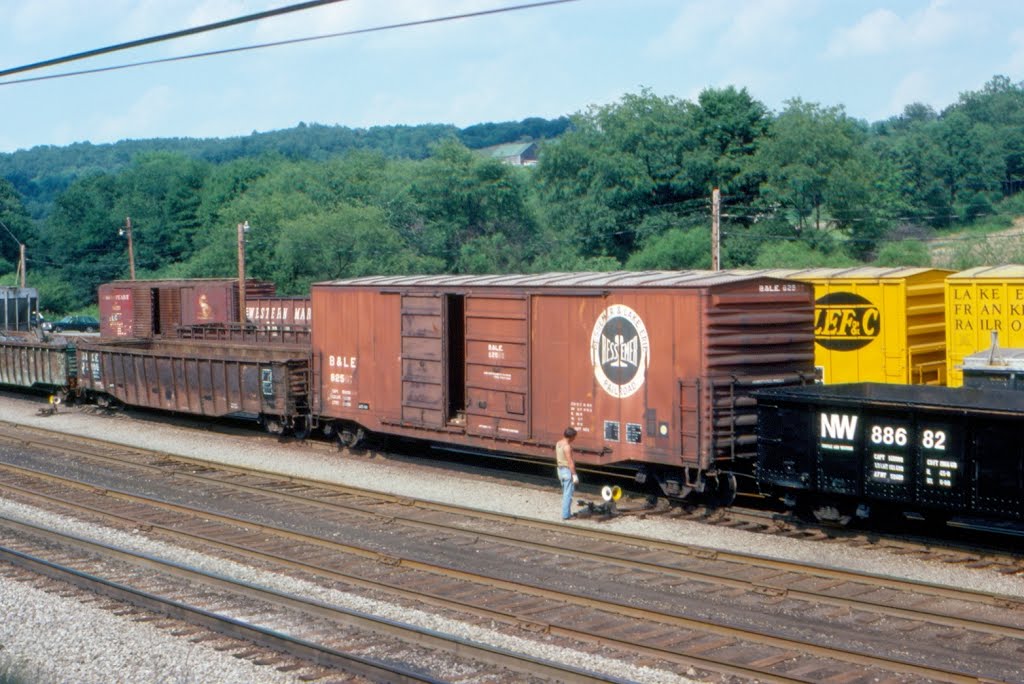 Bessemer & Lake Erie Railroad Box Car No. 825 at Butler, PA, Ист Батлер