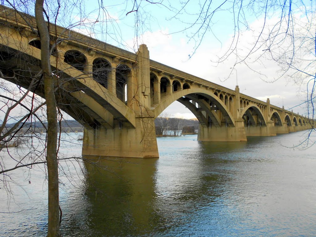 Columbia–Wrightsville Bridge aka Veterans Memorial Bridge, Historic Lincoln Highway, Wrightsville, PA, Ист-Проспект