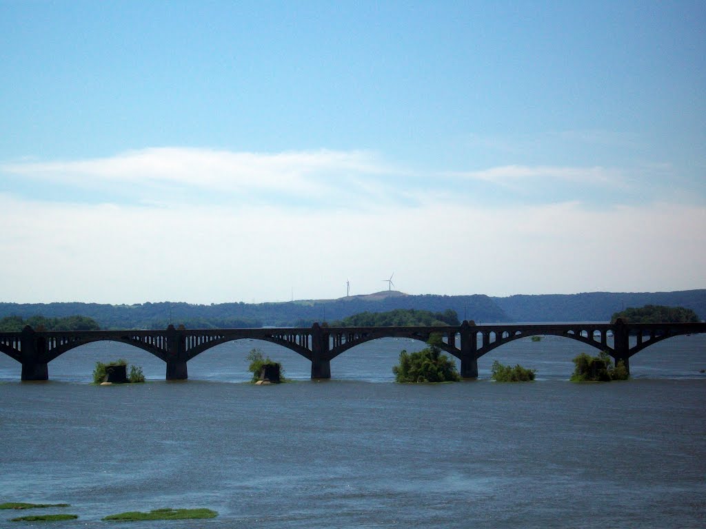 Bridge over the Susquehanna River, Ист-Проспект