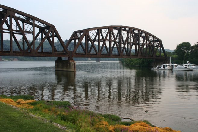 Railroad Bridge Over Beaver River, Ист-Рочестер