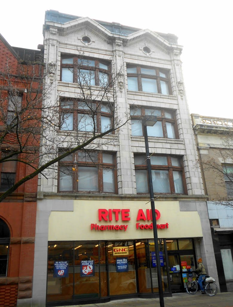 Rite Aid 40 West Market Street, York, PA, Йорк