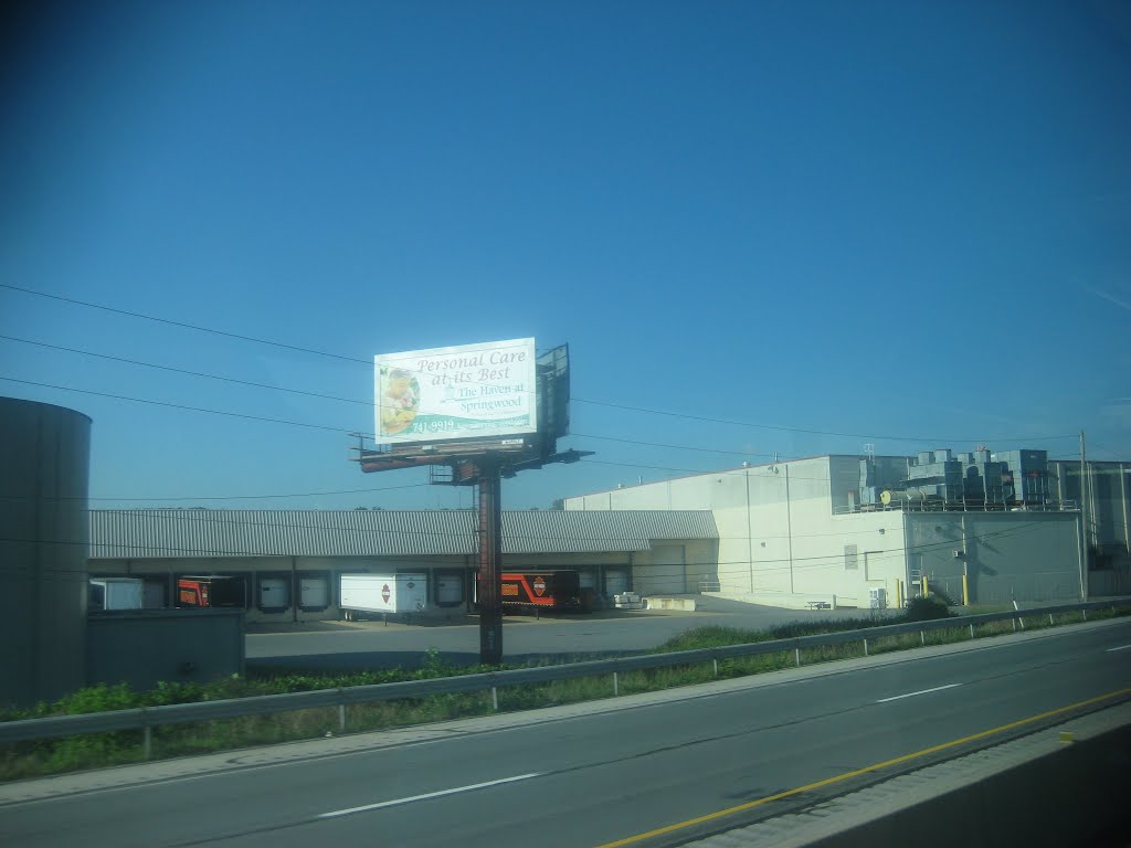 Buildings along Interstate 83 in York, Pennsylvania, Йорк