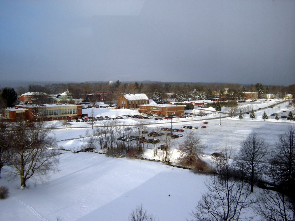 looking southwest over Edinboro University, Кембридж-Спрингс