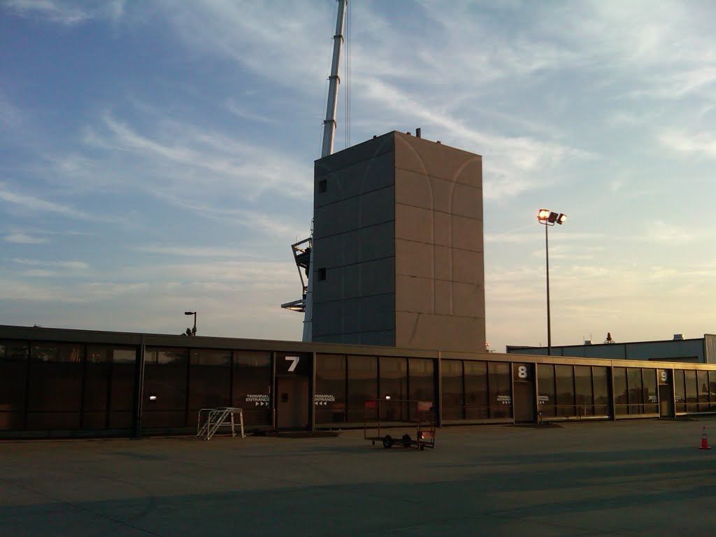 New Tower going up 1, Кокбург