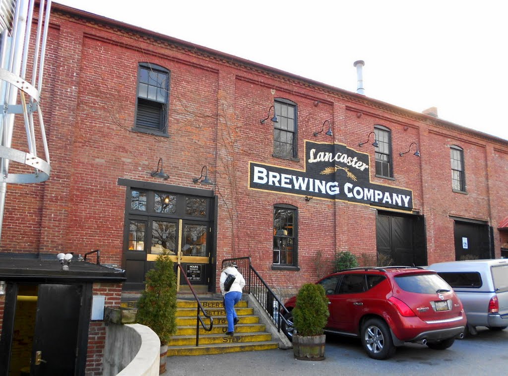 Lancaster Brewing Company, near the Historic Lincoln Highway, 302 North Plum Street, Lancaster, PA, Ланкастер