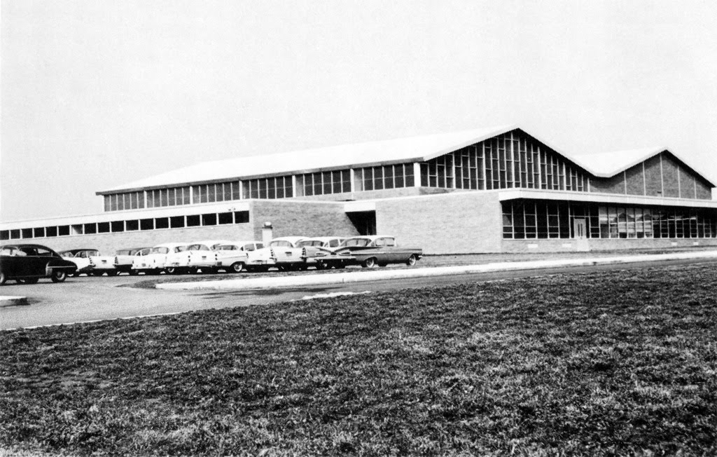 Manheim High School in Manheim, Pennsylvania, Маунт-Гретна