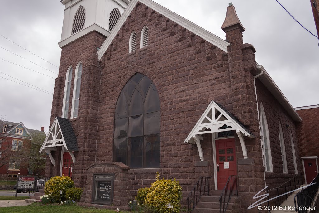 St. Lukes Evangelical Congegrational Church, Монтон