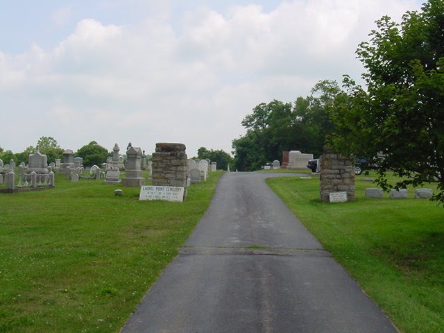 Laurel Point Cemetery, Carmichaels, Немаколин