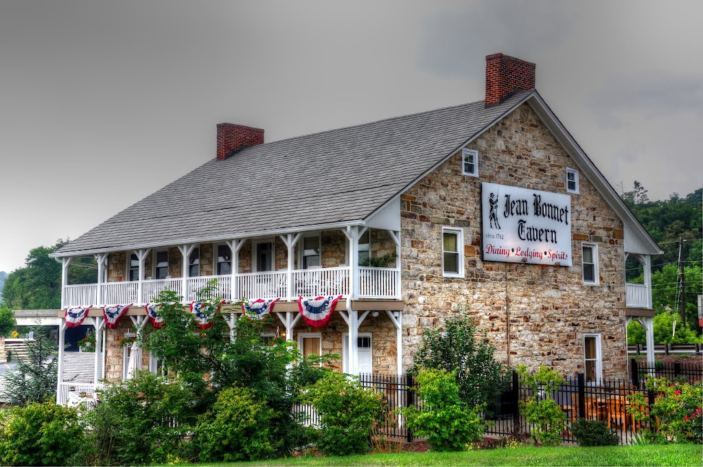 Jean Bonnet Tavern, Bedford, PA, Пайнт
