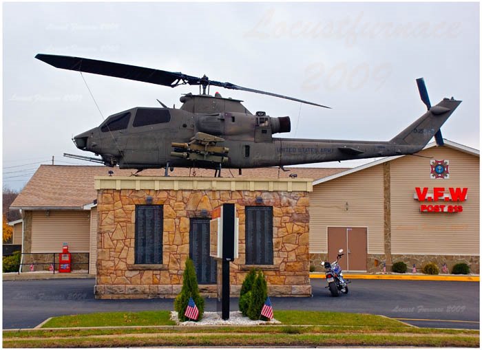 Black Hawk Helicopter, Санди