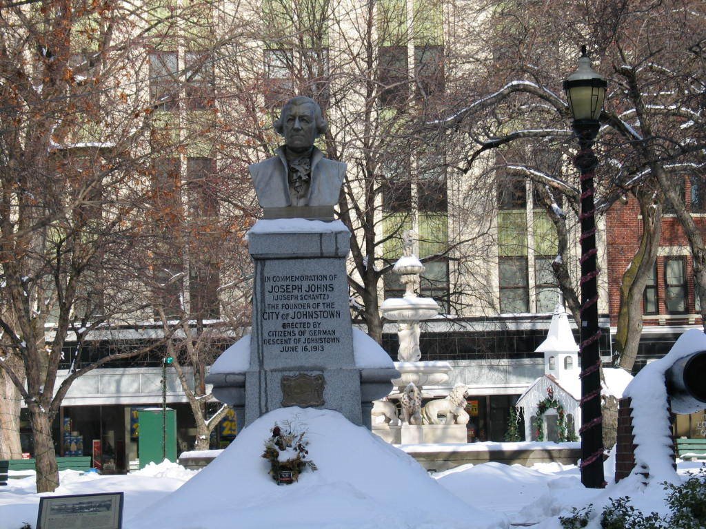 Joseph johns statue founder of Johnstown, Саутмонт