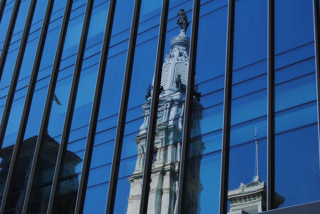 City Hall on reflection - Philadelphia - USA, Филадельфия
