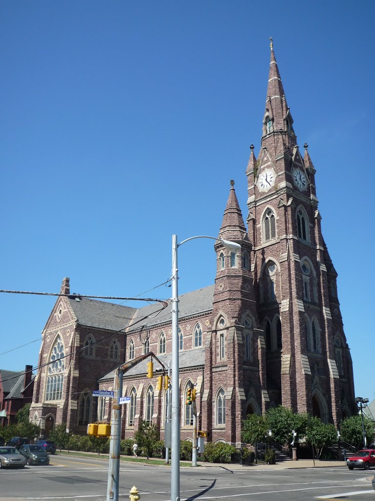 Erie PA - Catedral St Peter en Sassafras & 10 [ago 13]al, Эри