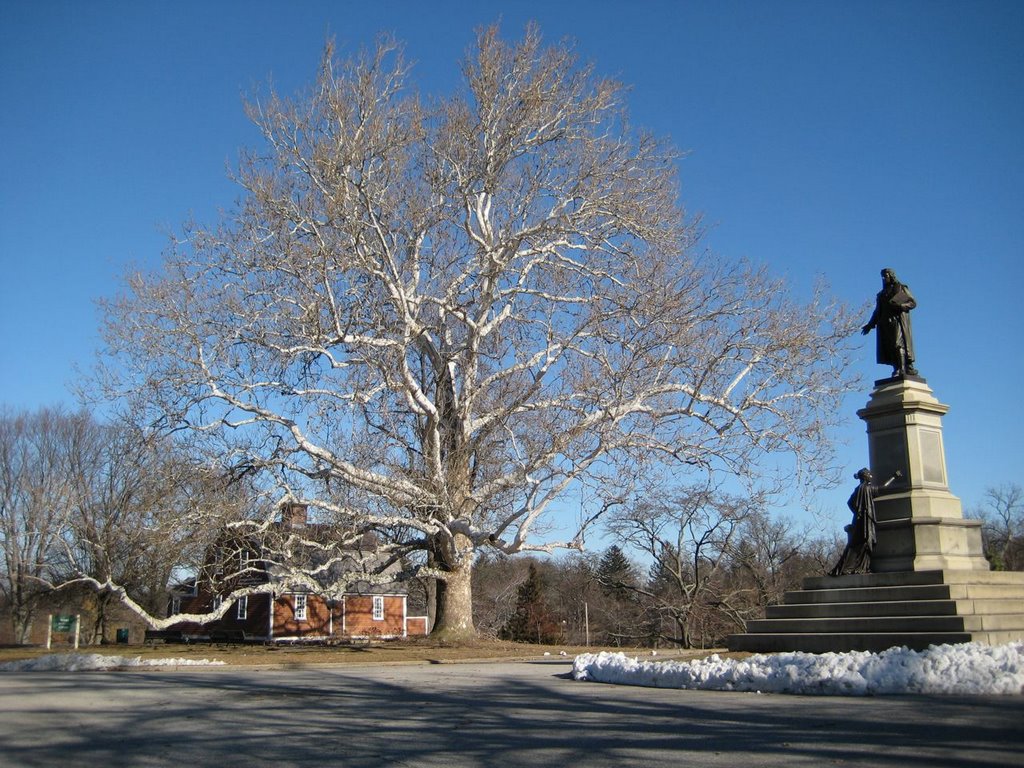 Roger Williams statue & Betsy Williams Cottage, Кранстон