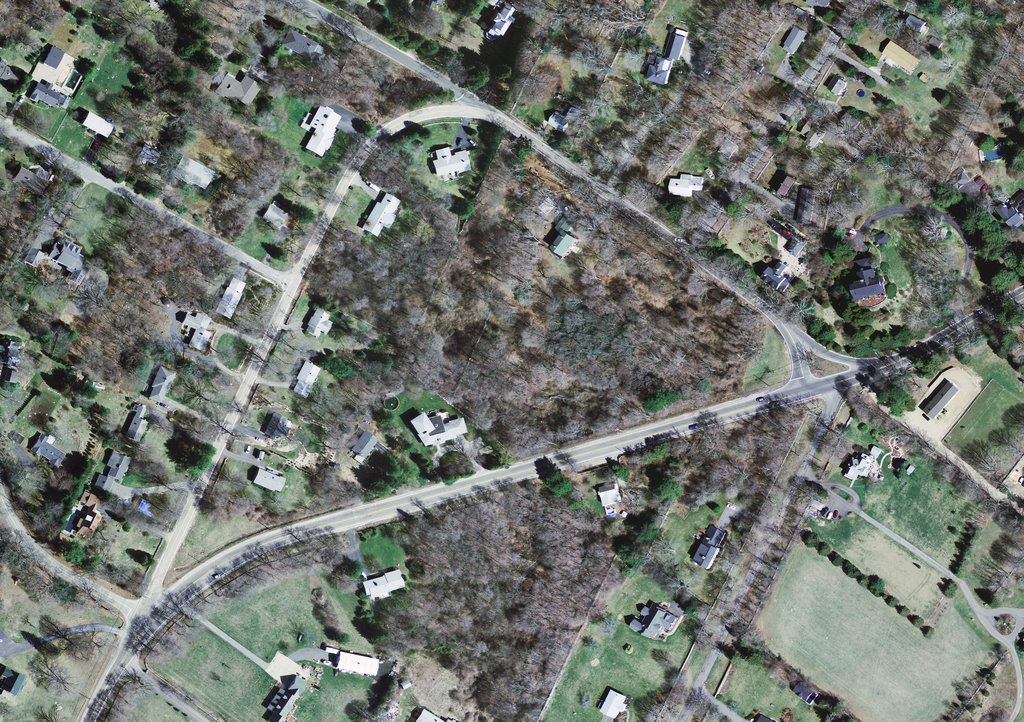 Aerial of Post Road, Wakefield, RI, Паутакет