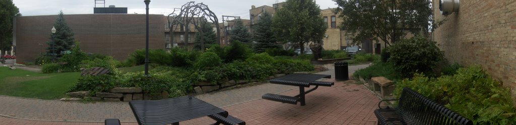 a city park, Гранд-Форкс
