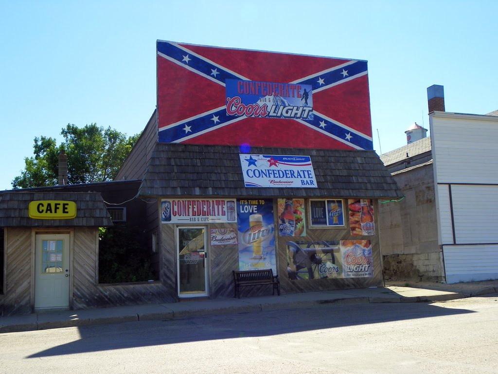 Confederate Bar and Grill, McClusky, Sheridan County, North Dakota, Минот