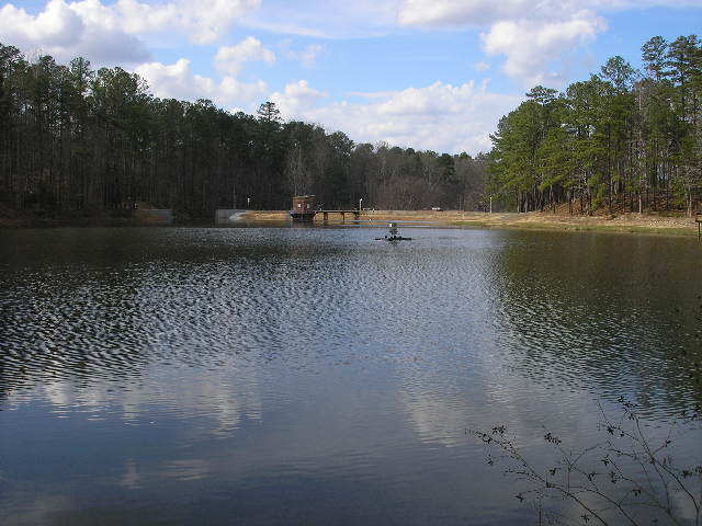 Dam at Sand Lee Park---st, Гастониа