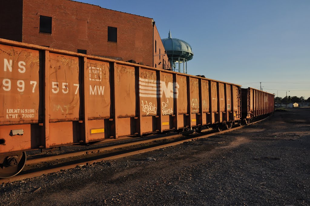 Train Tracks near Center Street, Goldsboro, NC, Голдсборо