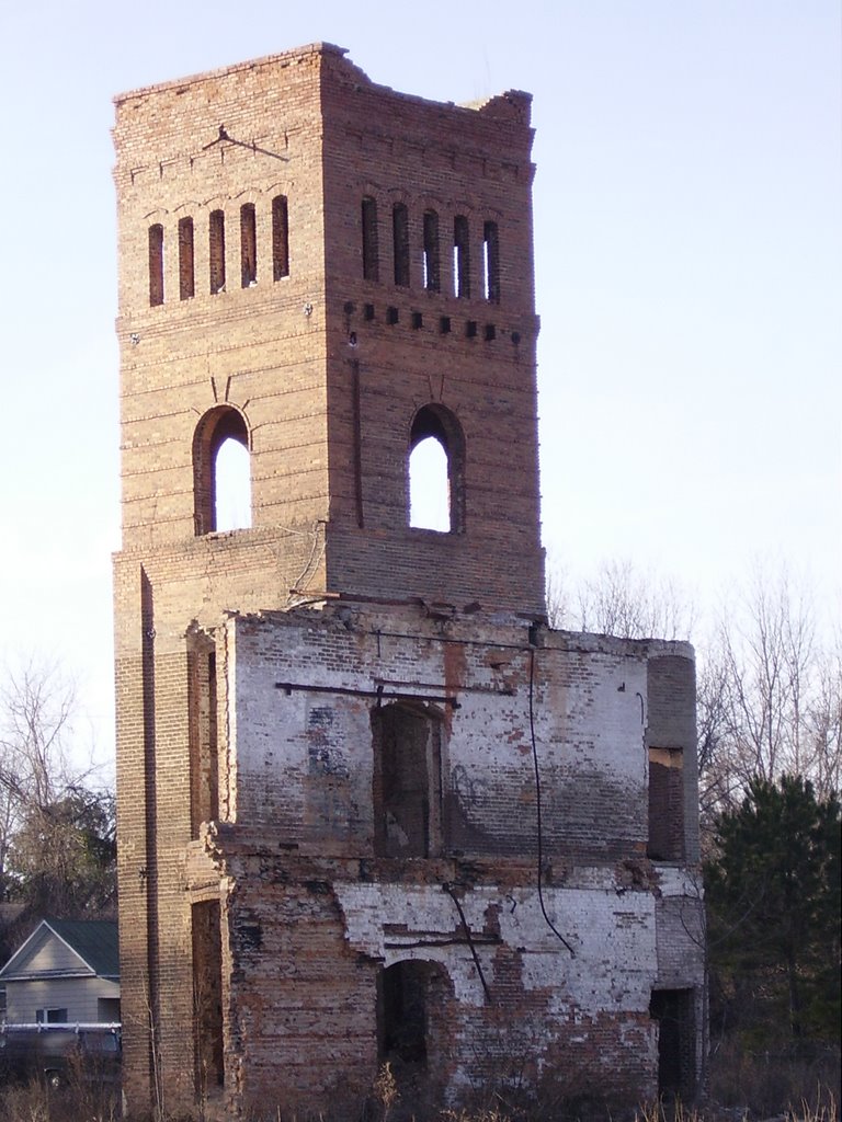 Old Tower, Гранит-Куарри