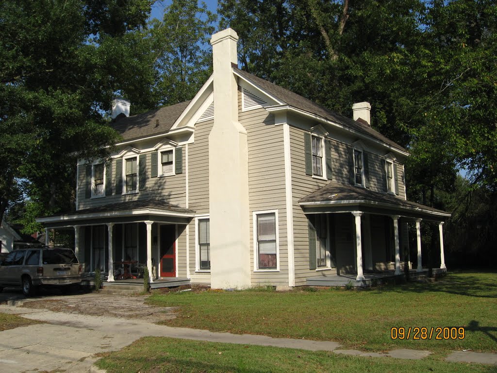 Glenn-Pender-Moore House, c.1880,  Greenville, NC, Гринвилл