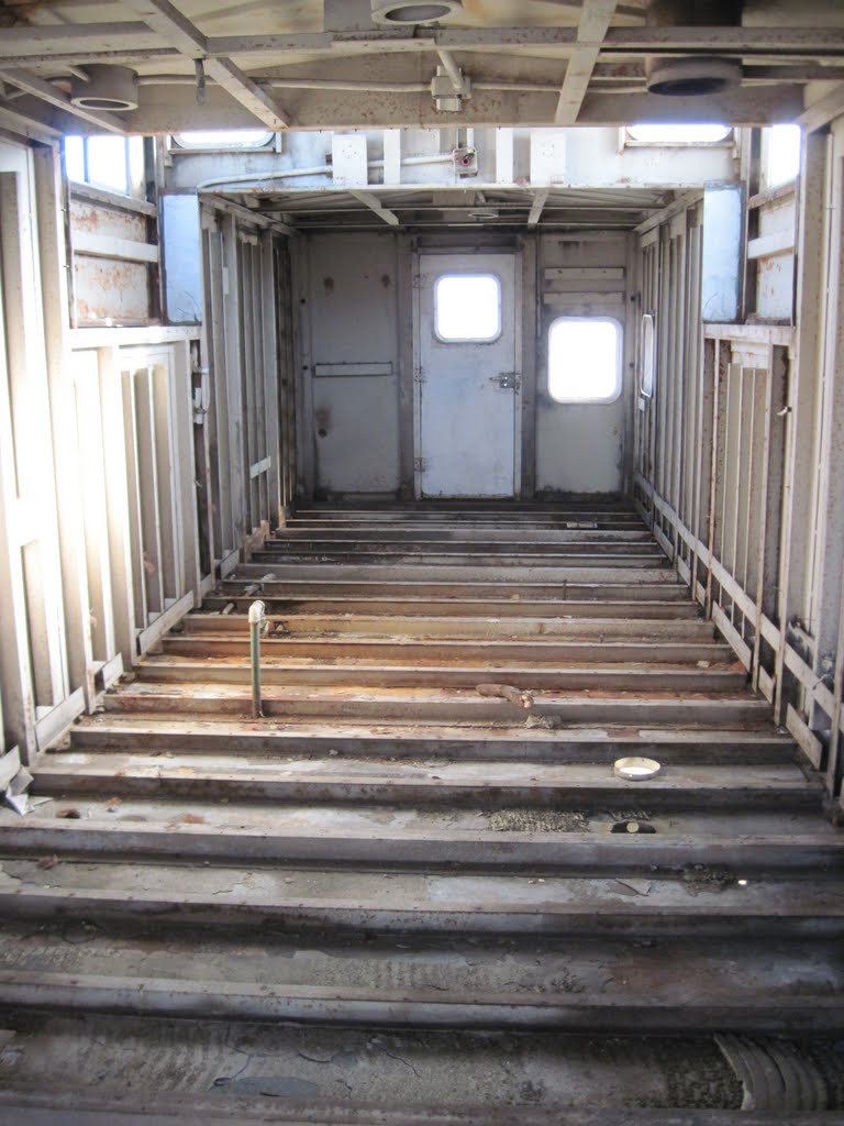Stripped Interior of caboose, Гринвилл