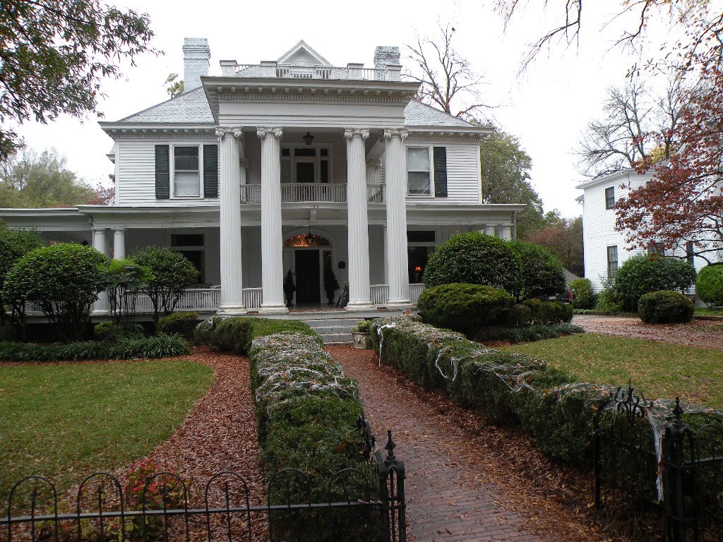 Home on Historic Union Street in Concord NC, Конкорд