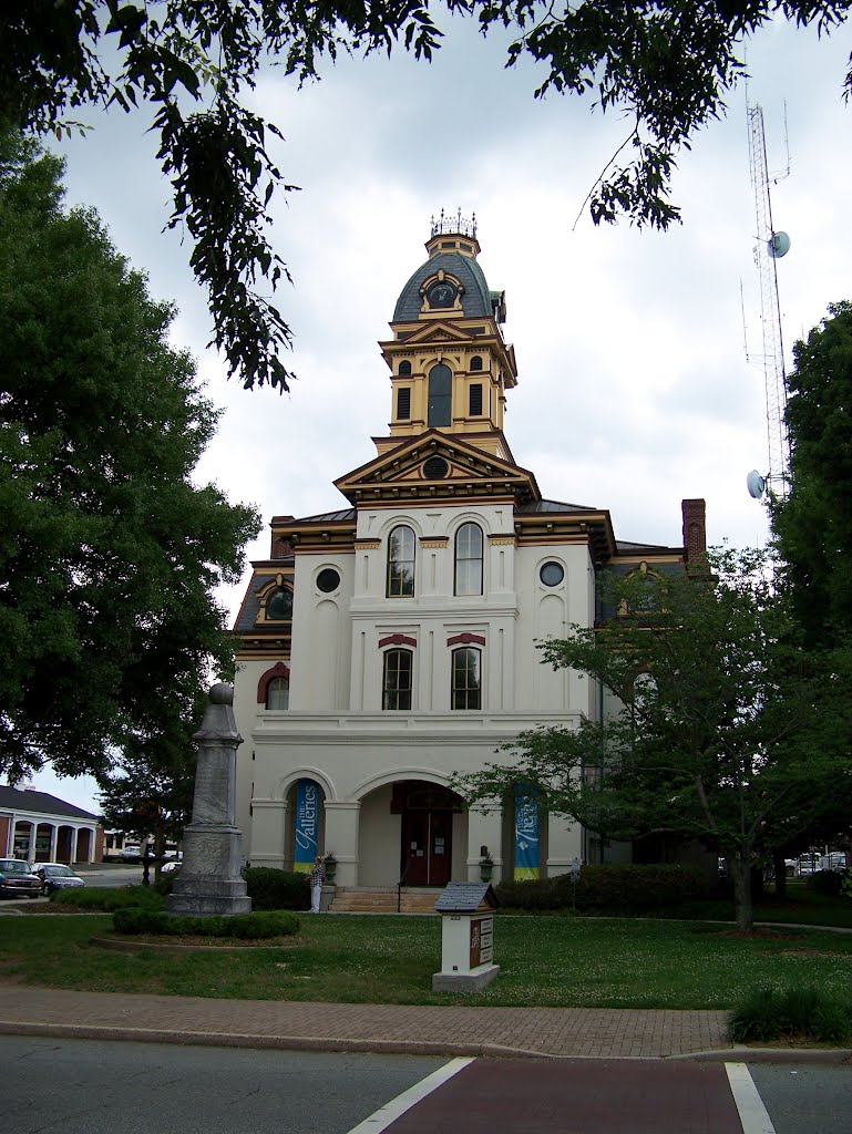 Cabarrus Arts Council - Historic Cabarrus County Courthouse - Concord, NC - ca. 1875, Конкорд
