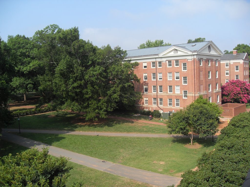 Davidson College Campus, Корнелиус