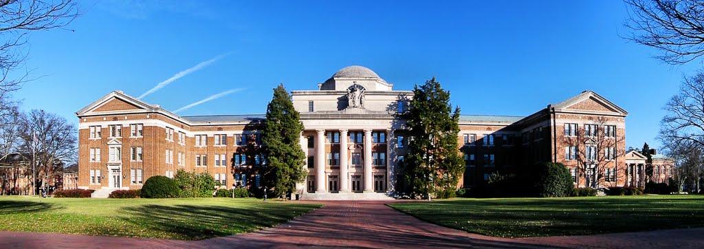 Chambers Building at Davidson College (view east), Корнелиус