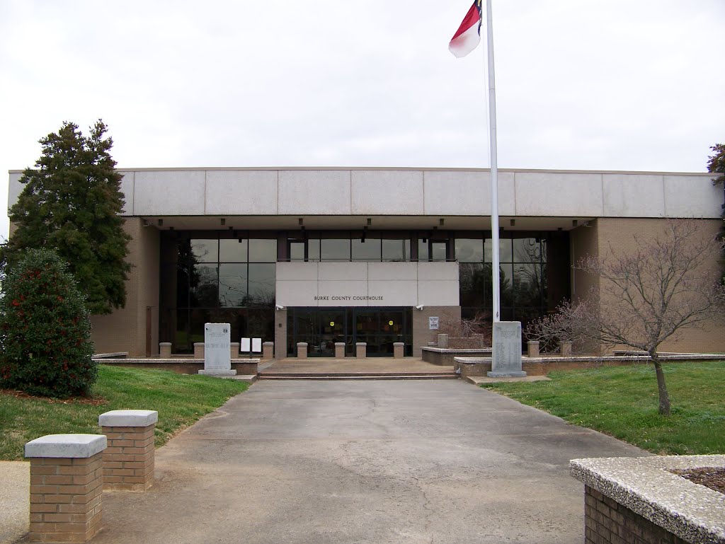 Burke County Courthouse - Morganton, NC, Моргантон