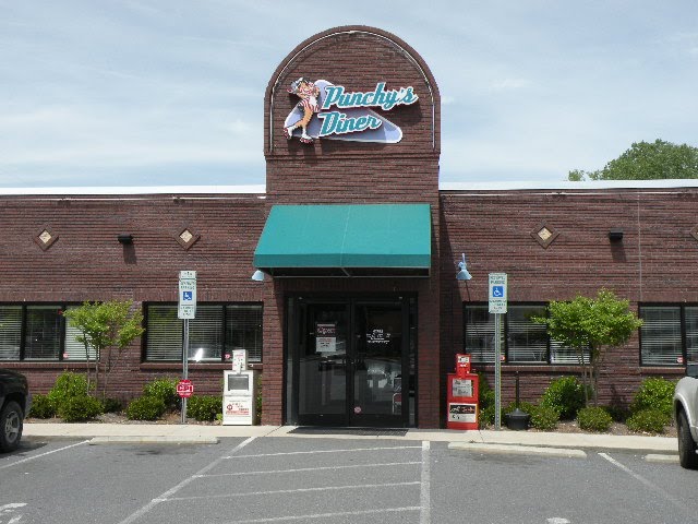 Punchys Diner in Concord, N.C., Норт-Конкорд