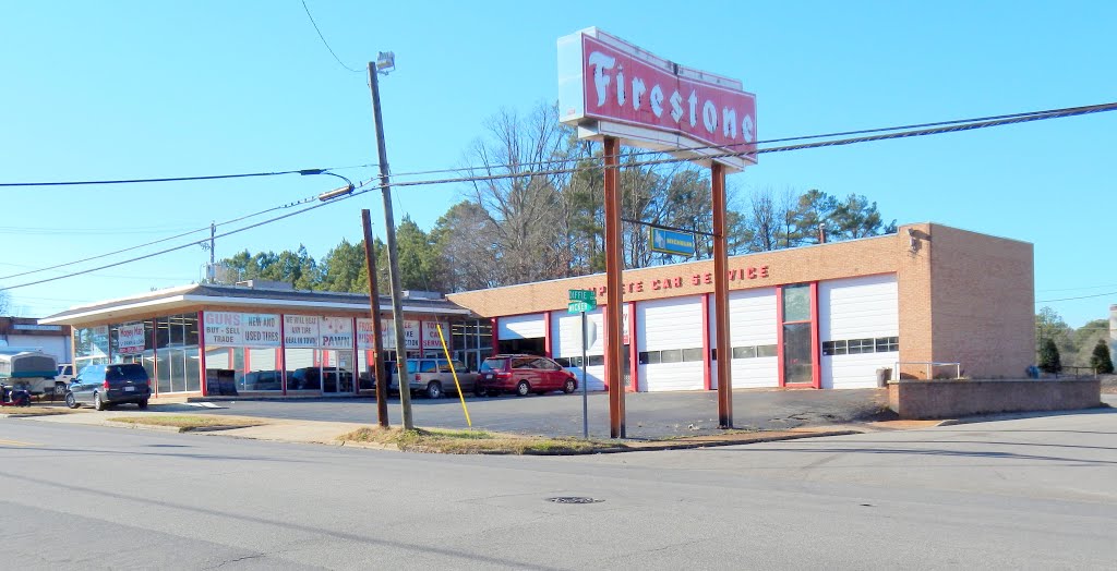 Old Firestone Store----st, Сильвер-Сити