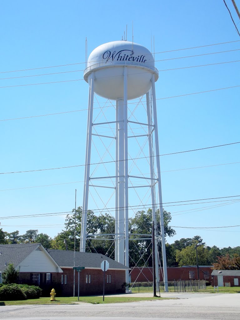 Whiteville Water tower---st, Уайтвилл