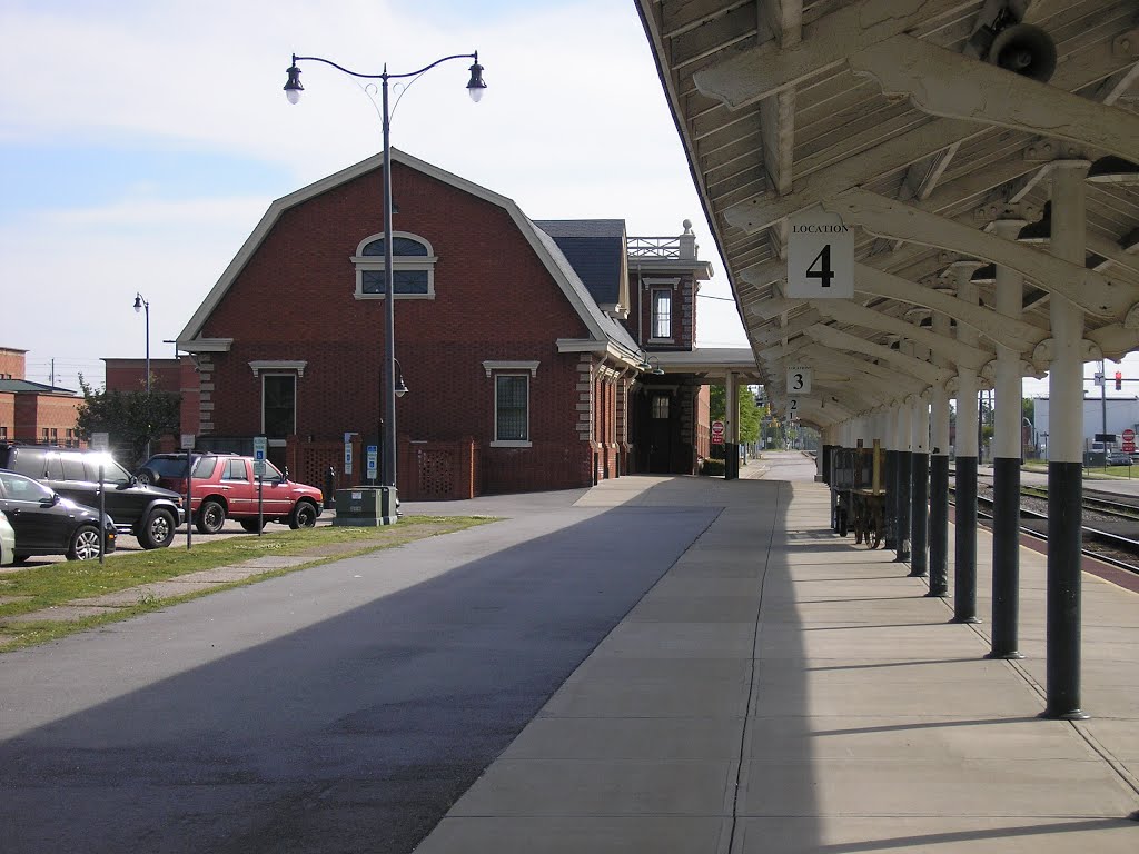 Train Depot---st, Фэйеттвилл