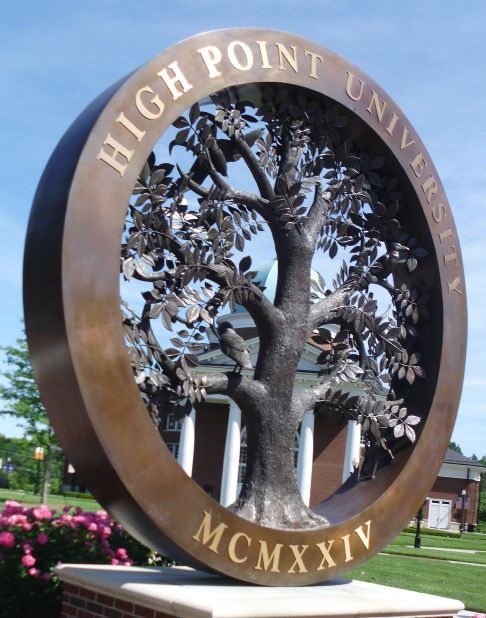 High Point University sculpture, Хай-Пойнт